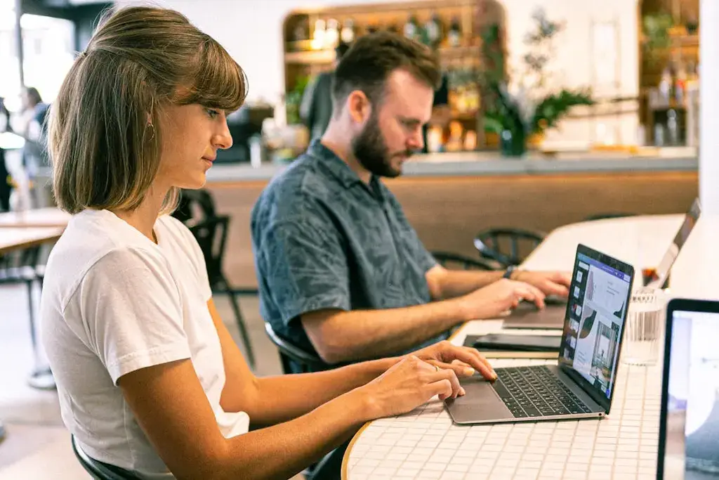 people-working-in-office-cafeteria